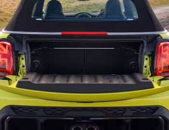 Bagagliaio MINI John Cooper Works Cabrio [UK-spec] (F57) '2021–pr.