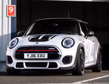 MINI John Cooper Works "Challenge" [UK-spec] (F56) '2016