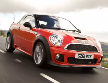 MINI John Cooper Works Coupe [UK-spec] (R58) '09.2011–15