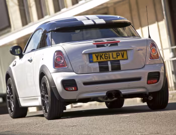 MINI John Cooper Works Coupe [UK-spec] (R58) '09.2011–15
