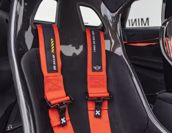 Интерьер MINI John Cooper Works "The Machina" (F66) '09.2025