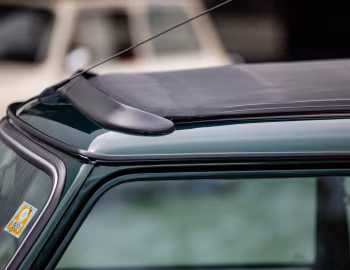 Mini Knightsbridge [Worldwide] (ADO20) '2000