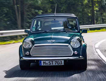 Mini Knightsbridge [Worldwide] (ADO20) '2000