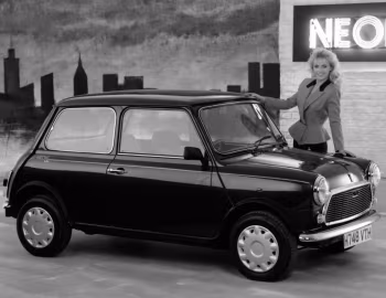 Mini "Neon" [UK-spec] (ADO20) '1991