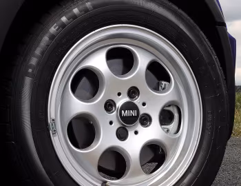 MINI One [UK-spec] (R50) '2004–06