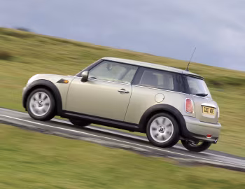 Mini One [UK-spec] (R56) '2007–10