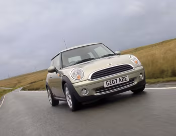 Mini One [UK-spec] (R56) '2007–10