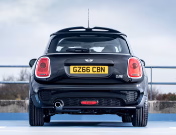 MINI One John Cooper Works Package [UK-spec] (F56) '2014–18