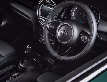 Інтэр'ер MINI One "Piccadilly" [Singapore] (F56) '2020