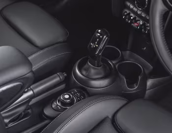 Інтэр'ер MINI One "Piccadilly" [Singapore] (F56) '2020