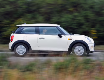 Mini One [UK-spec] (F56) '2014–18