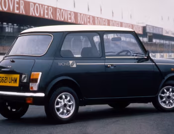 Mini "Racing Green" [UK-spec] (ADO20) '1990