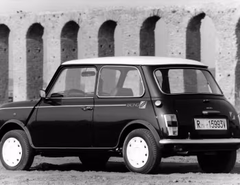 Mini "Racing Green" [LHD] (ADO20) '1989