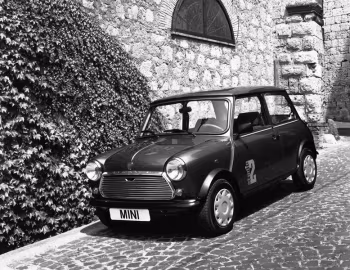 Mini "Studio 2" [EU-spec] (ADO20) '1990