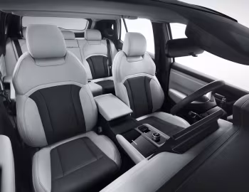 Interior Mitsubishi Airtrek [China] '2022–23