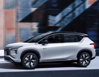 Mitsubishi Airtrek [China] '2022–23