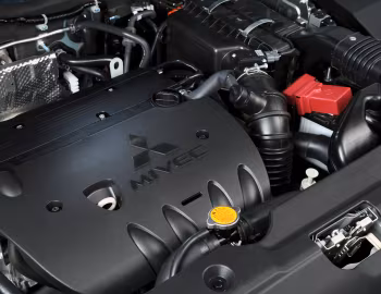 Sob o capô Mitsubishi ASX [South Africa] '2011–13