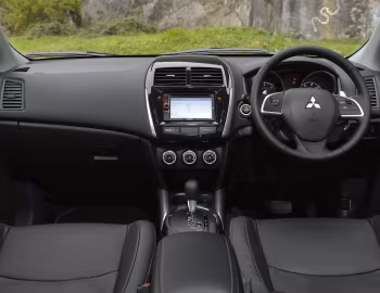 Торпедо Mitsubishi ASX 4 ZC [UK-spec] '2013–15
