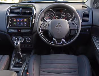 Торпедо Mitsubishi ASX [UK-spec] '2017–19