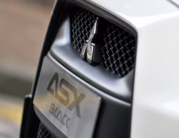 Mitsubishi ASX "Black" [UK-spec] '11.2011–10.2012