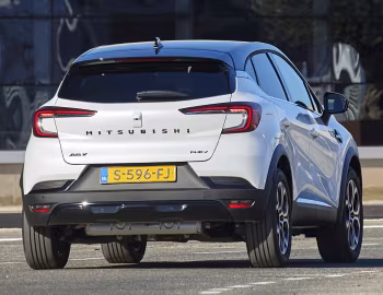 Mitsubishi ASX PHEV [EU-spec] '2023–24