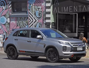 Mitsubishi ASX "Street" [Australia] '2024–pr.
