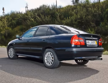 Mitsubishi Carisma 5-door [Worldwide] (DA2A) '2002–04