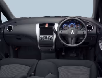 Торпедо Mitsubishi Colt 5-door [Japan] '10.2009–12