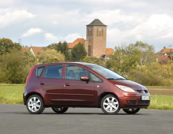 Mitsubishi Colt 5-door [Worldwide] '2004–08