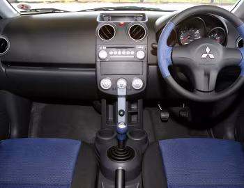 Торпедо Mitsubishi Colt "Blue" [UK-spec] (Z30) '09.2006–01.2007