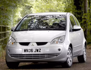 Mitsubishi Colt CZ² 3-door [UK-spec] (Z30) '01.2006–10.2008