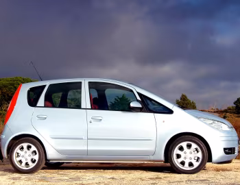 Mitsubishi Colt CZ² 5-door [UK-spec] (Z30) '01.2006–10.2008