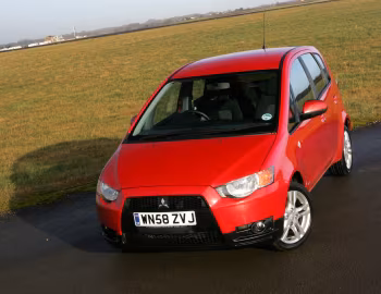 Mitsubishi Colt CZ² 5-door [UK-spec] (Z30) '10.2008–03.2013