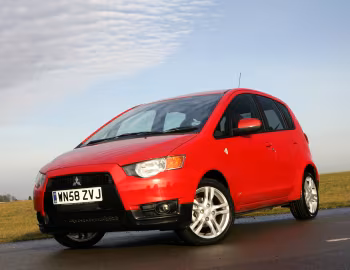 Mitsubishi Colt CZ² 5-door [UK-spec] (Z30) '10.2008–03.2013
