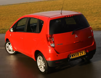 Mitsubishi Colt CZ² 5-door [UK-spec] (Z30) '10.2008–03.2013