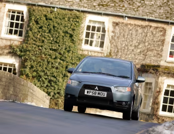 Mitsubishi Colt CZ² ClearTec 5-door [UK-spec] (Z30) '03.2009–12