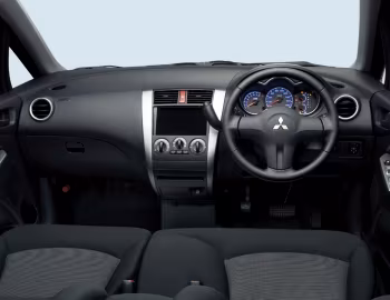 Торпедо Mitsubishi Colt Plus [Japan] '2004–12