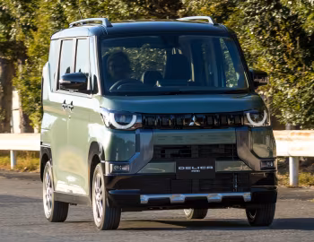 Mitsubishi Delica-mini Hybrid '2023–25