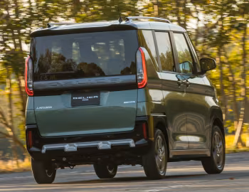 Mitsubishi Delica-mini Hybrid '2023–25