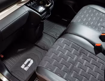 Interior Mitsubishi Delica-mini Hybrid '2023–25