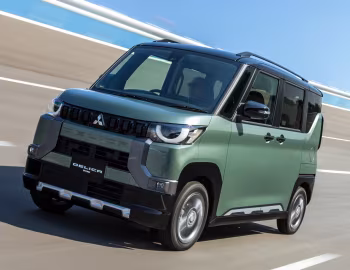 Mitsubishi Delica-mini Hybrid '2023–25