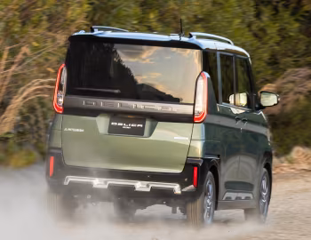 Mitsubishi Delica-mini Hybrid '2023–25