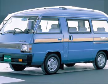 Mitsubishi Delica Star Wagon GLX '10.1982–85
