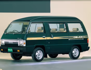 Mitsubishi Delica Star Wagon '1985–05.1986