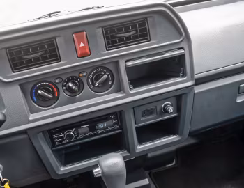 Interior Mitsubishi Delica [Taiwan] '2019–pr.
