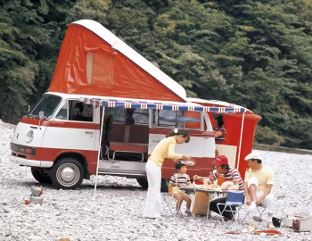 Mitsubishi Delica 75 Root Van '10.1971–10.1974