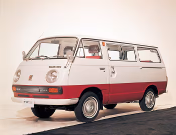 Mitsubishi Delica 75 Coach Deluxe '10.1971–10.1974