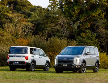 Mitsubishi Delica D:5 [Japan] '2026