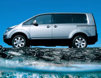 Mitsubishi Delica D:5 '01.2007–11.2018