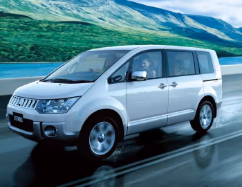 Mitsubishi Delica D:5 '01.2007–11.2018